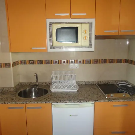 Apartamento En Bañugues. El Monte * Bañugues